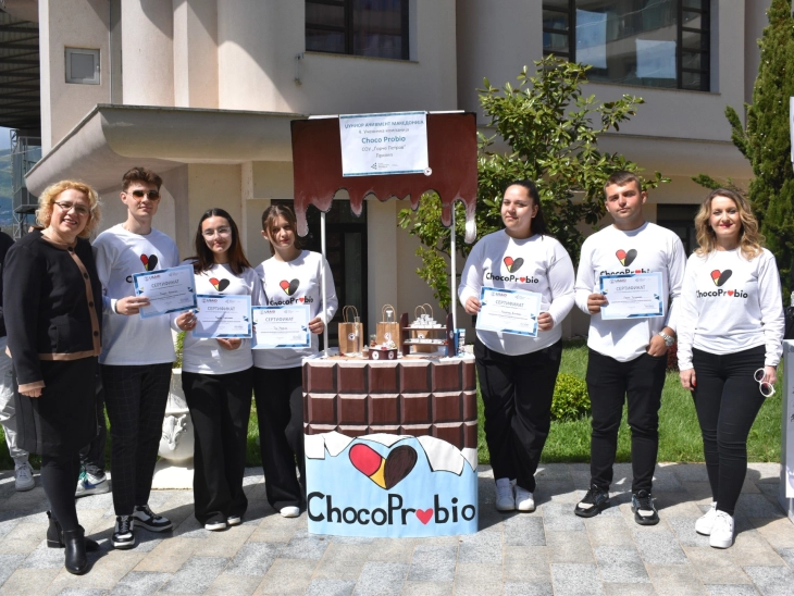 „Чоко Пробио“– најдобра Џуниор Ачивмент ученичка компанија патува на европски натпревар во Италија