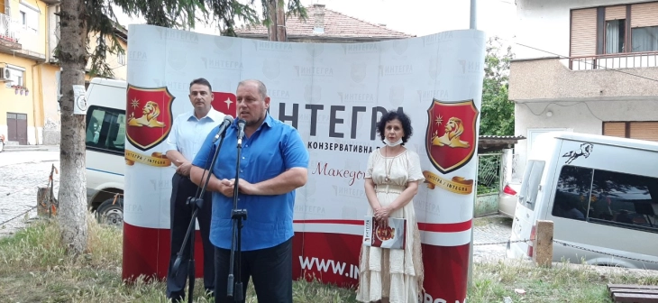Ристовски во Шуто Оризари: Време е Ромите да добијат шанса да се изборат за подобро утре