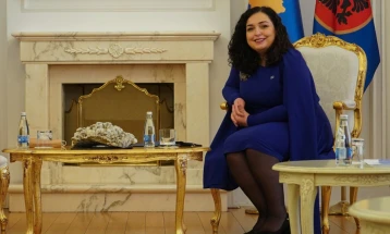 Османи ѝ го честита Денот на независноста на Сиера Леоне, за која Белград тврдеше дека го повлекла признавањето на Косово