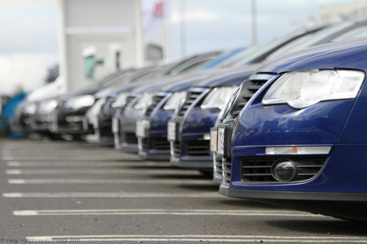НБО: При одлучувањето за полисите за автомобилско осигурување да се земе предвид и реалната пазарна состојба