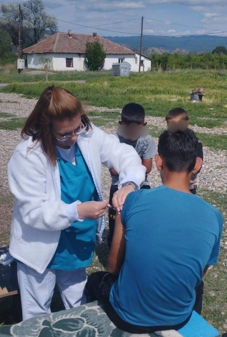 Во Неготино преку посета на рурални средини и училишта до поголема вакцинација 