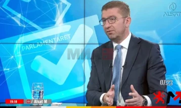 Mickoski: BDI blen vota dhe mbush kuti, por nuk u ikë vendi në opozitë