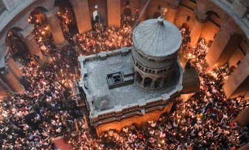 Holy Fire appears at Holy Sepulchre church in Jerusalem