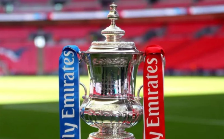 Англиски клубови бараат победникот во ФА Купот да земе една од квотите за Лигата на шампионите