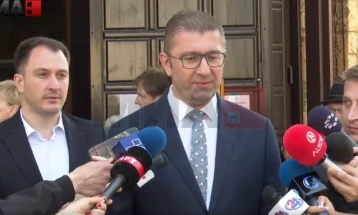 Мицкоски: Верувам во убедлива двојна победа на изборите, ВМРО-ДПМНЕ и коалицијата ќе имаат 61 пратеник