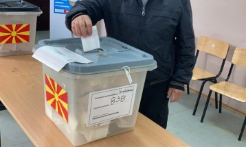 Во Охрид денеска ќе гласаат 239, а во Дебрца 34 стари и изнемоштени лица