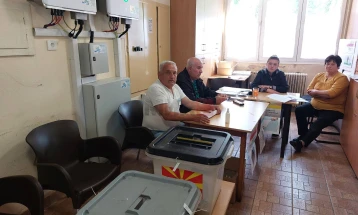 До 11 часот во Прилеп гласале 18,09 за претседателските, 18,19 за парламентарни