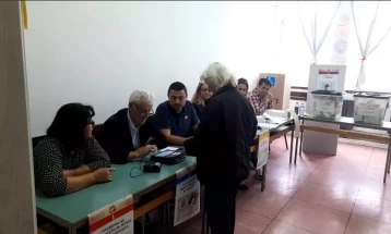 Во Делчево и Македонска Каменица над 13.500 избирачи го оствариле своето право на глас до 17 часот