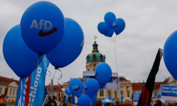 Në Shtutgard janë sulmuar dy deputetë të AFD-së, të dyshuara dy vajza të moshës prej 19 deri 23 vjeçare