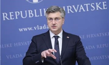 Пленковиќ му предаде на претседателот Милановиќ 78 потписи за состав на новата хрватска Влада