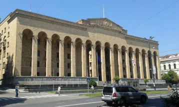 Во грузискиот парламент ќе започне последното читање на предлог-законот за странски агенти