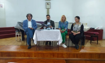 Во Тетово промовирана „Записи од Македонија“ - збирка патеписи и репортажи од Милутин Станчиќ