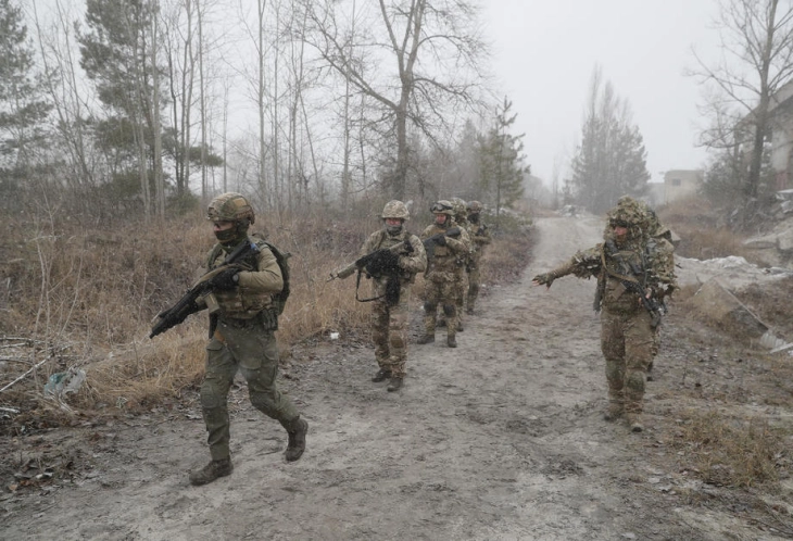 Украинската армија се повлекува од некои области на северниот фронт, во областа Харков