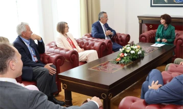 Средба на претседателката Сиљановска Давкова со претставници на Македонија 2025