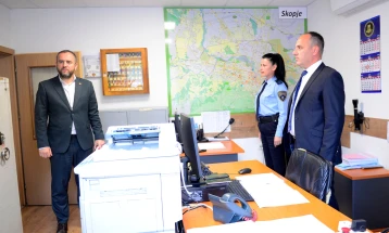 Тошковски во посета на Одделот за заштита на определени личности и објекти