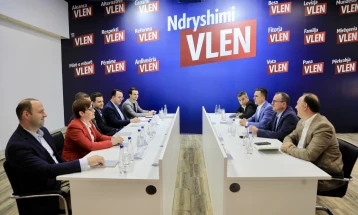 VMRO-DPMNE-ja dhe VLEN-i i vazhdojnë bisedimet për qeverinë e re