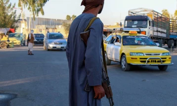 Тројца странски туристи и еден Авганистанец убиени од вооружени лица во Авганистан