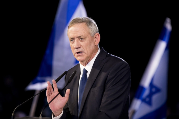 Членот на израелскиот воен кабинет Ганц изјави дека ќе се повлече од Владата ако до 8 јуни не биде усвоен новиот воен план