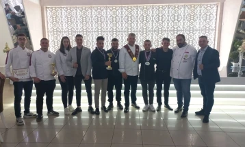 Студентите од ФТУ-Охрид се закитија со медали и бројни признанија во Ниш