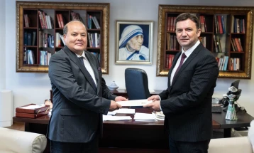 Министерот Османи ги прими акредитивите од новиот амбасадор на Казахстан