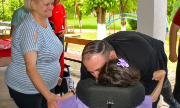 Ѓорѓиевски на излет на Пеленица со децата со церебрална парализа