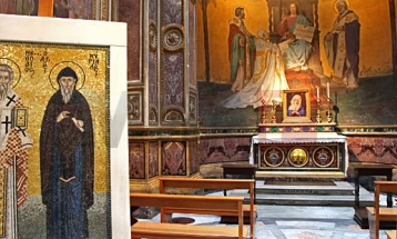 Сиљановска Давкова во Рим на чествување на Денот на сесловенските просветители, попладне на средба со Матарела