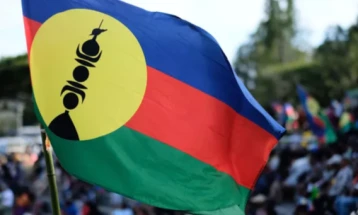 Зошто Франција го споменува азербејџан за немирите во Нова Каледонија