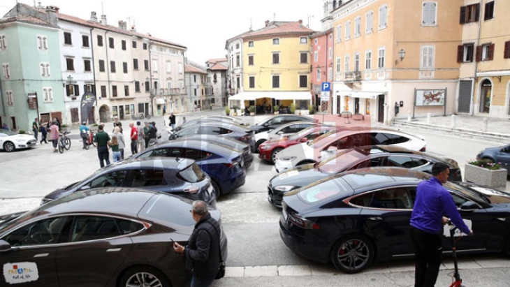 СОА: Податоците за возила и сопственици на возила во Хрватска не се хакерски украдени