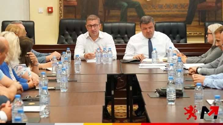 Mickoski meets with VMRO-DPMNE and 'Your Macedonia' coalition MPs