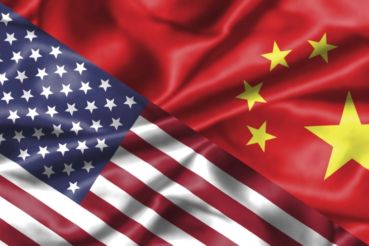 Шефовите на одбраната на САД и Кина ќе одржат директни разговори во Сингапур