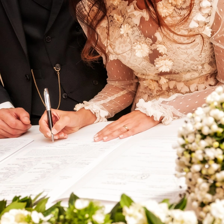 Намален бројот на склучени бракови, но и на разводи 