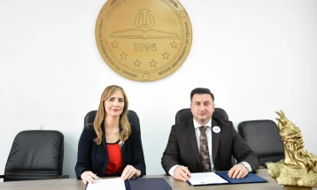 Universiteti i Tetovës dhe Banka Popullore e RMV-së nënshkruan memorandum bashkëpunimi