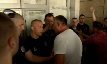 Обвинителството во Нови Сад најави дека итно ќе реагира на секој облик на насилство