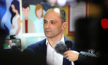 Ex-health minister enters race for SDSM leader