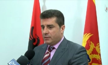 Ернал Фило прв амбасадор на Албанија во Украина