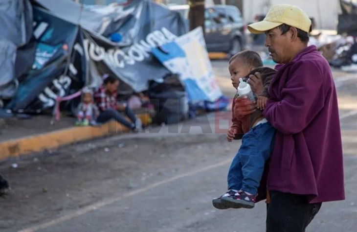 Bajden do të nënshkruajë masë për depërtimin e emigrantëve ilegalë