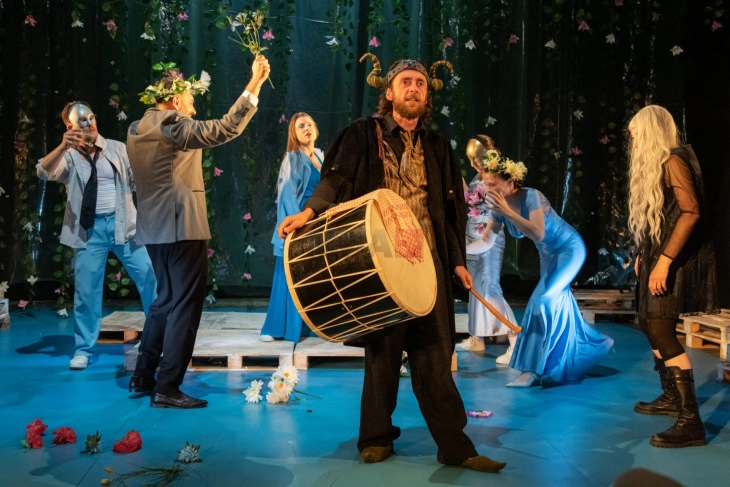 Во Прилепскиот театар премиера на „Бура“ од Шекспир и прва соработка со американски режисер