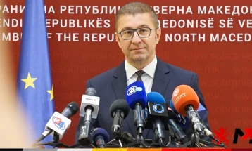Mickoski: My fatherland is Macedonia, institutional communication to be in line with Constitution 
