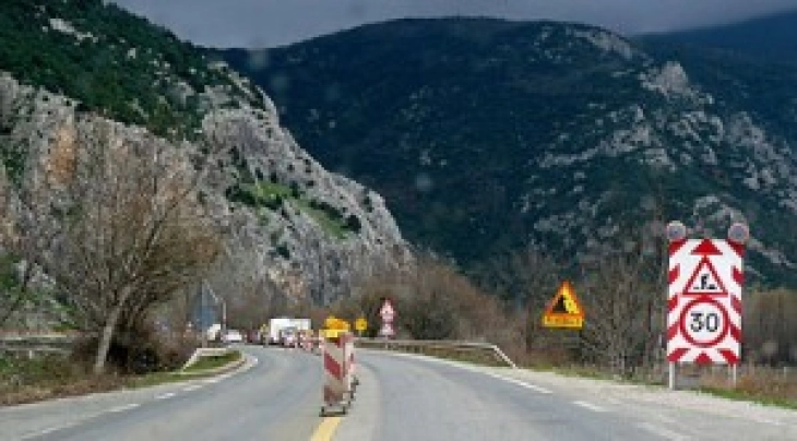 Од утре времена измена на режим на сообраќај на регионален пат Прилеп-Крушево - Сладуево