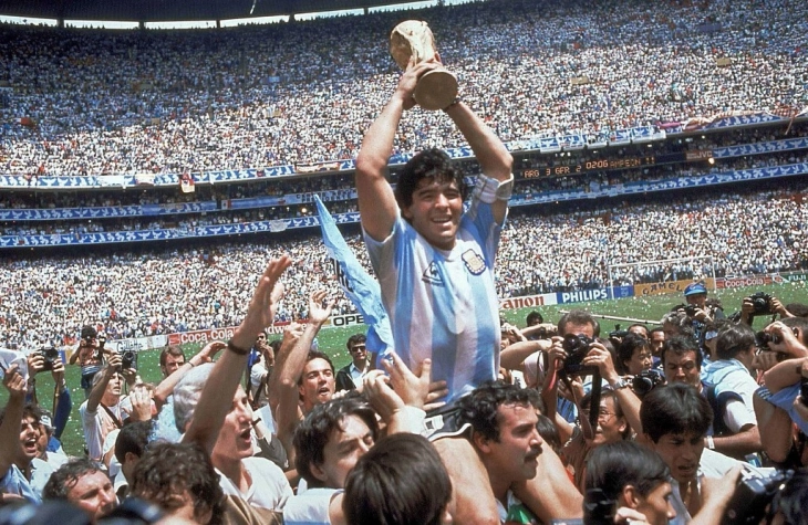 Report: Maradona Golden Ball trophy auction stopped by heirs