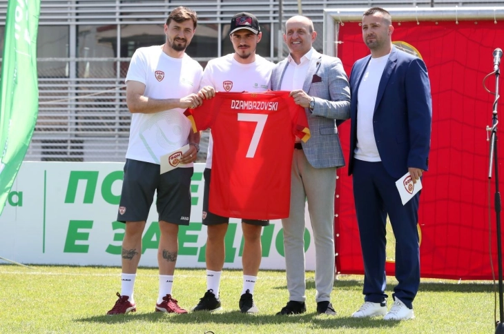 Комерцијална банка останува спонзор на македонскиот фудбал