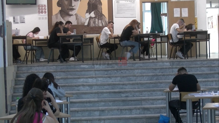 Државна матура во Штип полагаат 475 ученици