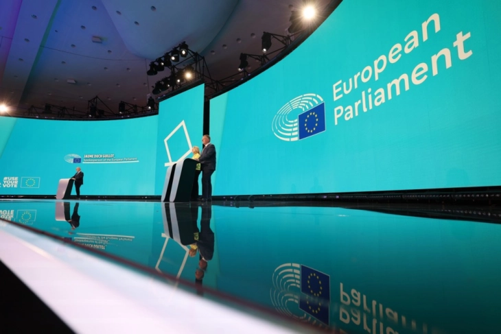 ЕПП ќе остане најмоќна политичка група во ЕП што ги зголемува шансите на Фон дер Лајен за втор мандат