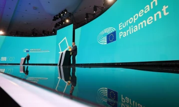 ЕПП ќе остане најмоќна политичка група во ЕП што ги зголемува шансите на Фон дер Лајен за втор мандат