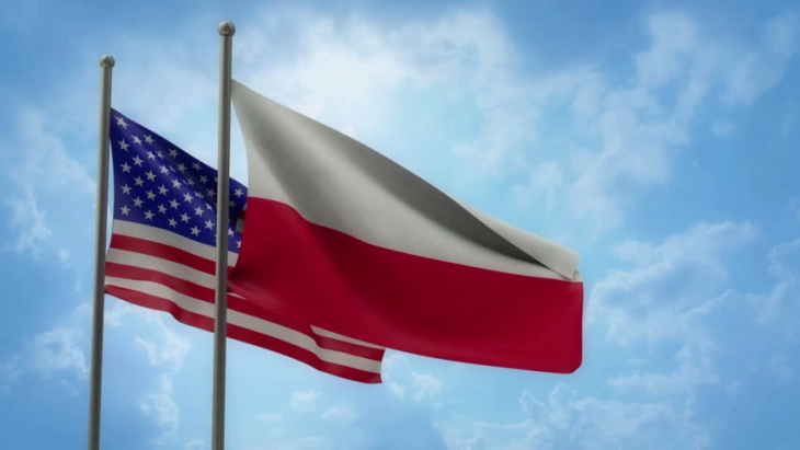 САД и Полска почнуваат заедничка операција за помош на Украина во борбата против дезинформациите на Кремљ