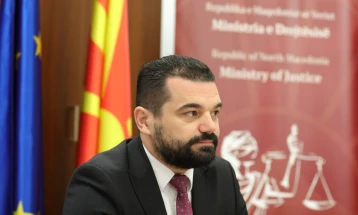 Реакција на министерот за правда Кренар Лога на наводите на Димитар Апасиев