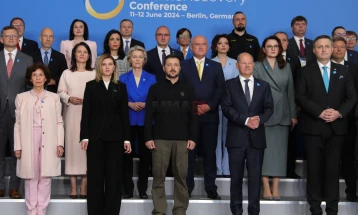 Продолжува посетата на Сиљановска-Давкова на Берлин на Конференцијата за обнова на Украина
