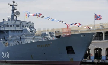 Руски воени бродови впловија во пристаништето во Хавана