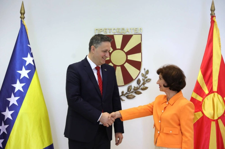 President Siljanovska Davkova meets Bosnia and Herzegovina Presidency Chairman Denis Bećirović
