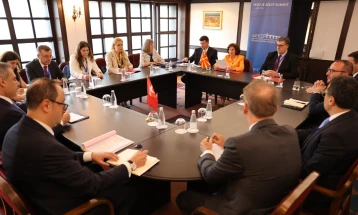 Средба на претседателката Сиљановска Давкова со турскиот министер за надворешни работи, Хакан Фидан